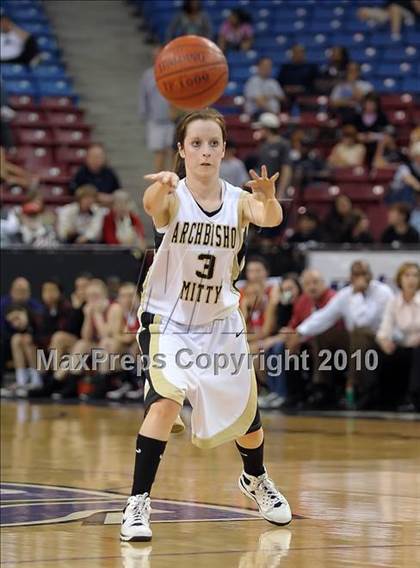 Thumbnail 3 in Carondelet vs. Archbishop Mitty (CIF NorCal D2 Final) photogallery.
