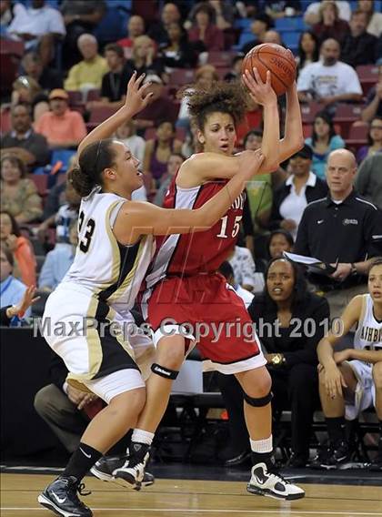 Thumbnail 2 in Carondelet vs. Archbishop Mitty (CIF NorCal D2 Final) photogallery.