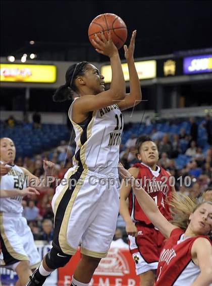 Thumbnail 3 in Carondelet vs. Archbishop Mitty (CIF NorCal D2 Final) photogallery.