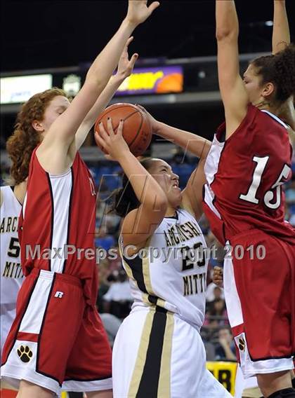 Thumbnail 2 in Carondelet vs. Archbishop Mitty (CIF NorCal D2 Final) photogallery.