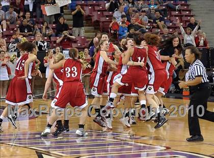 Thumbnail 3 in Carondelet vs. Archbishop Mitty (CIF NorCal D2 Final) photogallery.