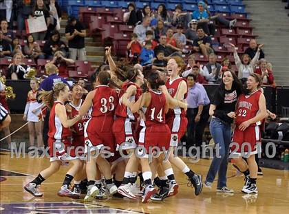 Thumbnail 2 in Carondelet vs. Archbishop Mitty (CIF NorCal D2 Final) photogallery.