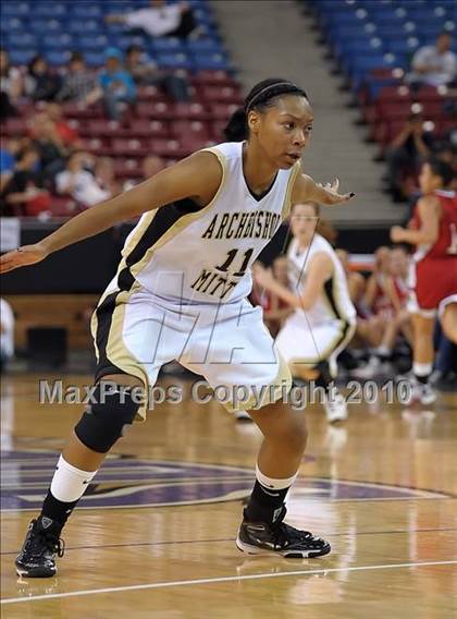 Thumbnail 1 in Carondelet vs. Archbishop Mitty (CIF NorCal D2 Final) photogallery.
