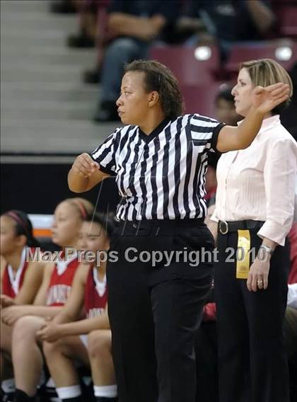 Thumbnail 1 in Carondelet vs. Archbishop Mitty (CIF NorCal D2 Final) photogallery.