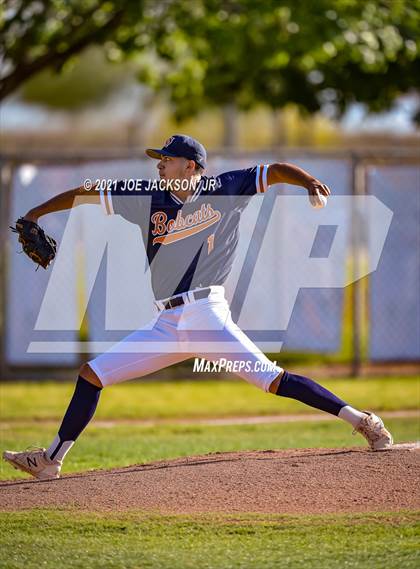 Thumbnail 2 in Sabino @ Cienega photogallery.