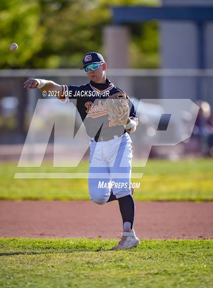 Thumbnail 1 in Sabino @ Cienega photogallery.
