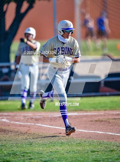 Thumbnail 2 in Sabino @ Cienega photogallery.