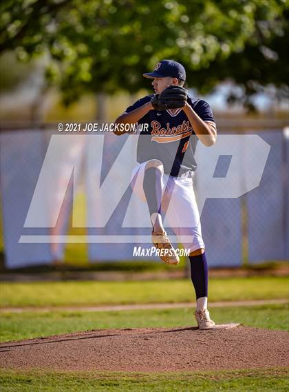 Thumbnail 3 in Sabino @ Cienega photogallery.
