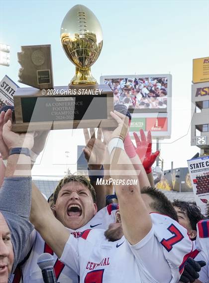 Thumbnail 1 in Centennial @ Mountain View (AIA-6A Awards) photogallery.