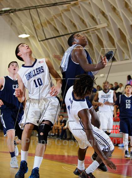 Thumbnail 2 in Bakersfield vs Clovis East (Kern Schools Shootout) photogallery.
