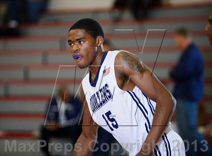 Thumbnail 1 in Bakersfield vs Clovis East (Kern Schools Shootout) photogallery.