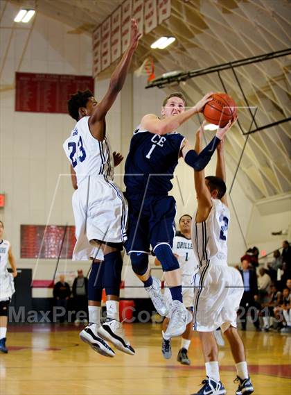 Thumbnail 1 in Bakersfield vs Clovis East (Kern Schools Shootout) photogallery.