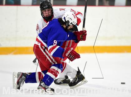 Thumbnail 1 in Glastonbury vs. Fairfield Prep (CIAC DI Quarterfinal) photogallery.