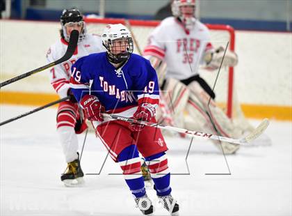 Thumbnail 2 in Glastonbury vs. Fairfield Prep (CIAC DI Quarterfinal) photogallery.