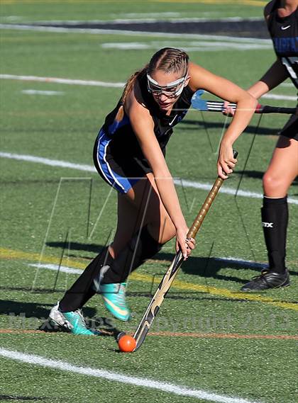 Thumbnail 3 in South County vs. Fairfax (Bulldog Tournament) photogallery.
