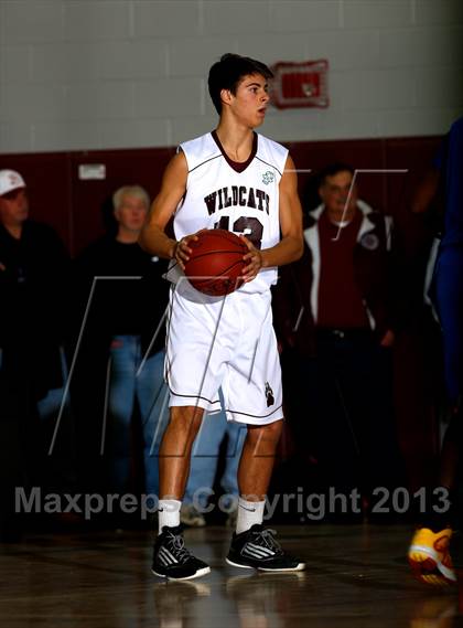 Thumbnail 2 in Vinal RVT vs Bethel (CIAC Class M First Round) photogallery.