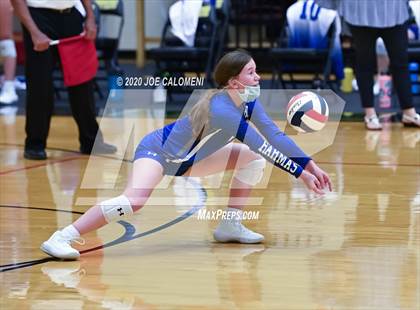 Thumbnail 1 in Churchill vs MacArthur [Douglas] photogallery.