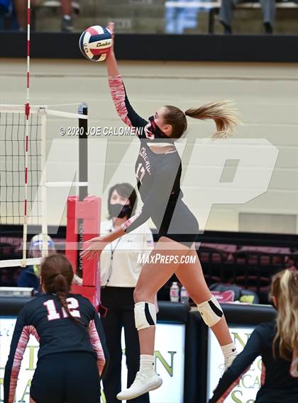 Thumbnail 2 in Churchill vs MacArthur [Douglas] photogallery.
