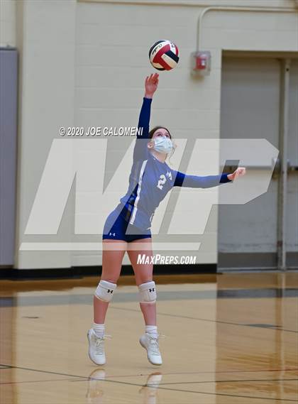 Thumbnail 2 in Churchill vs MacArthur [Douglas] photogallery.