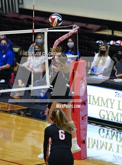 Thumbnail 2 in Churchill vs MacArthur [Douglas] photogallery.