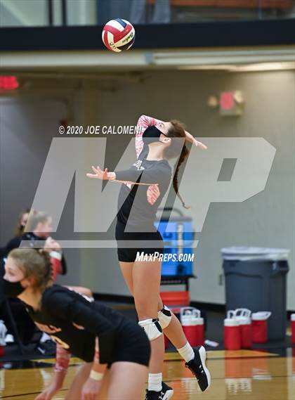 Thumbnail 3 in Churchill vs MacArthur [Douglas] photogallery.