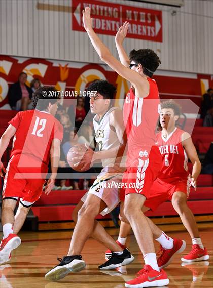 Thumbnail 3 in Mater Dei vs. Eisenhower (Diablo Inferno Tournament) photogallery.