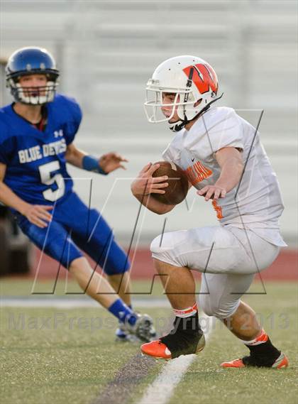 Thumbnail 3 in Woodland vs.  Davis photogallery.