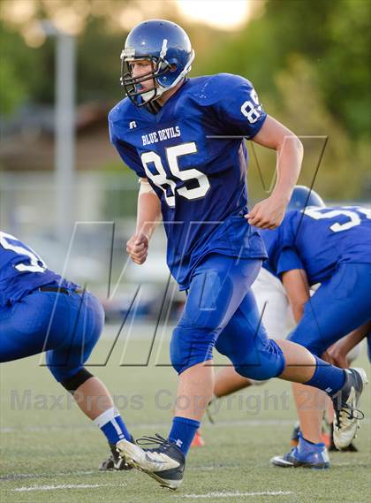 Thumbnail 3 in Woodland vs.  Davis photogallery.