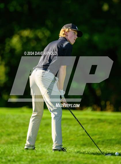Thumbnail 2 in Berwick @ Pingree photogallery.