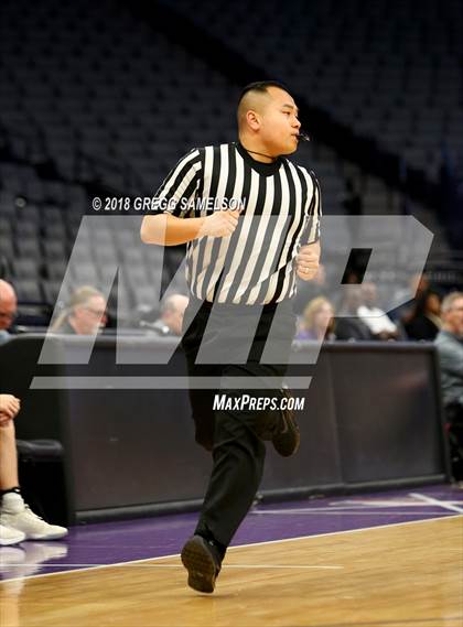 Thumbnail 3 in Dixon vs. Colfax photogallery.