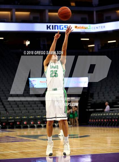 Thumbnail 3 in Dixon vs. Colfax photogallery.