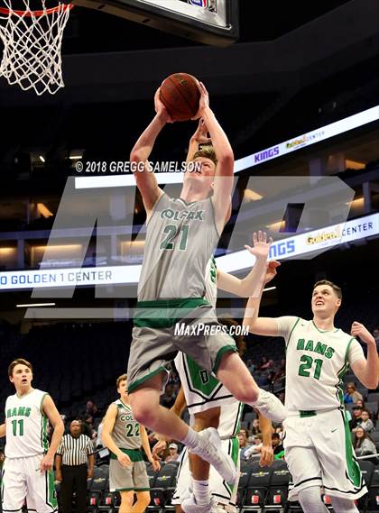 Thumbnail 2 in Dixon vs. Colfax photogallery.