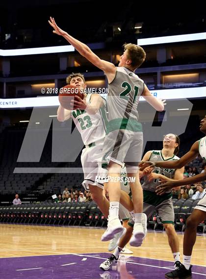 Thumbnail 2 in Dixon vs. Colfax photogallery.
