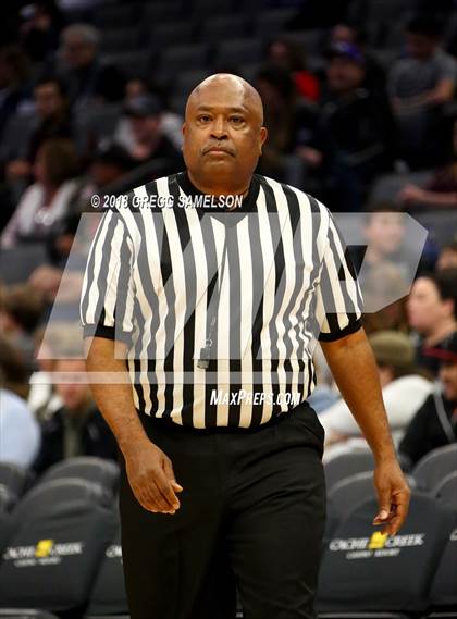 Thumbnail 3 in Dixon vs. Colfax photogallery.