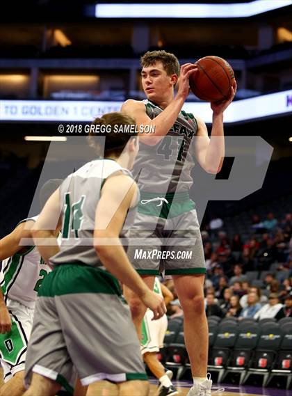 Thumbnail 2 in Dixon vs. Colfax photogallery.