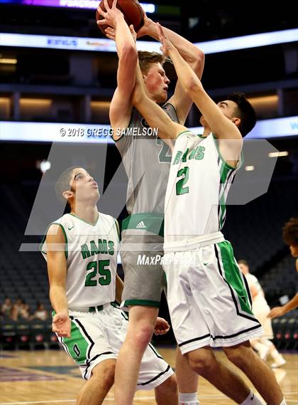 Thumbnail 2 in Dixon vs. Colfax photogallery.