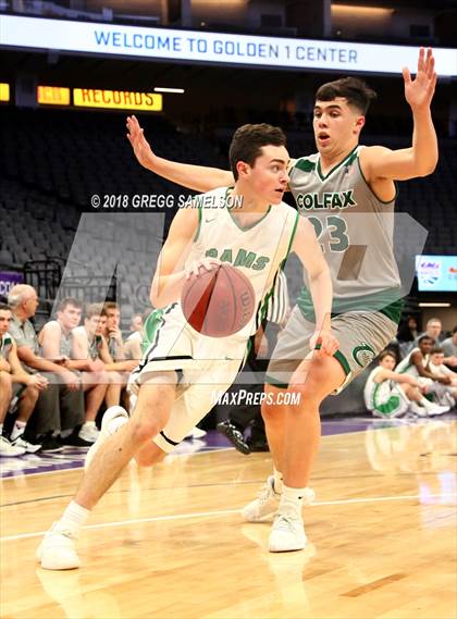 Thumbnail 3 in Dixon vs. Colfax photogallery.