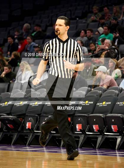 Thumbnail 2 in Dixon vs. Colfax photogallery.