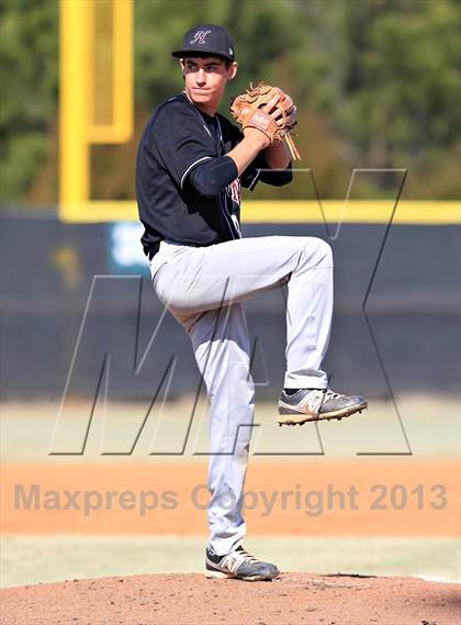 Thumbnail 2 in Hamilton vs. Jenks (National High School Invitational) photogallery.