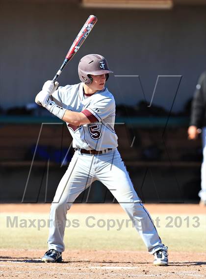 Thumbnail 1 in Hamilton vs. Jenks (National High School Invitational) photogallery.