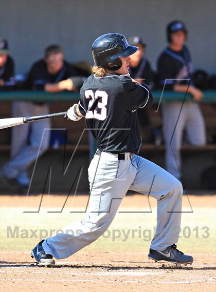 Thumbnail 2 in Hamilton vs. Jenks (National High School Invitational) photogallery.