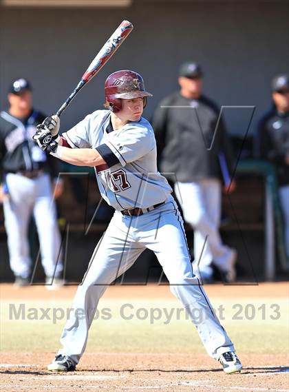 Thumbnail 2 in Hamilton vs. Jenks (National High School Invitational) photogallery.