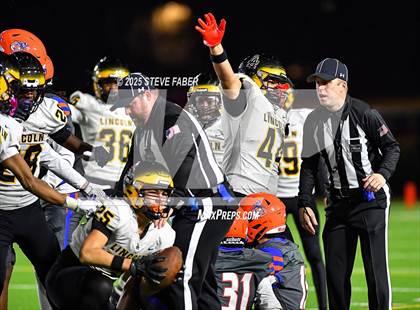 Thumbnail 1 in Lincoln @ Rainier Beach (WIAA 3A First Round) photogallery.