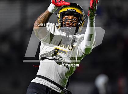 Thumbnail 1 in Lincoln @ Rainier Beach (WIAA 3A First Round) photogallery.