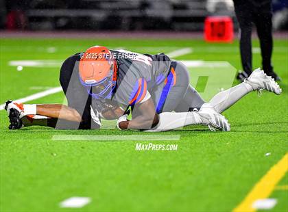 Thumbnail 2 in Lincoln @ Rainier Beach (WIAA 3A First Round) photogallery.