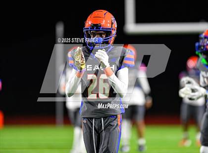 Thumbnail 2 in Lincoln @ Rainier Beach (WIAA 3A First Round) photogallery.