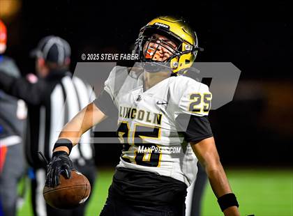 Thumbnail 2 in Lincoln @ Rainier Beach (WIAA 3A First Round) photogallery.