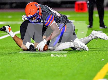 Thumbnail 1 in Lincoln @ Rainier Beach (WIAA 3A First Round) photogallery.