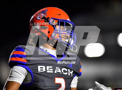Thumbnail 3 in Lincoln @ Rainier Beach (WIAA 3A First Round) photogallery.