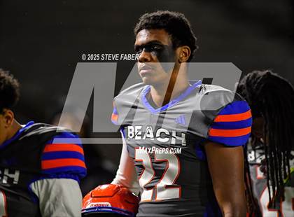 Thumbnail 1 in Lincoln @ Rainier Beach (WIAA 3A First Round) photogallery.